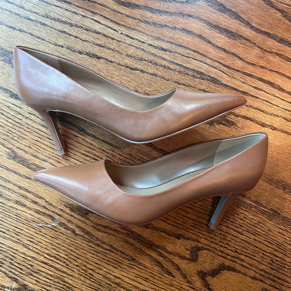 Sam Edelman Vienna Pumps NWOB